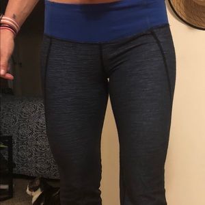 Lululemon size 4 dark blue split  Yoga Capri- used